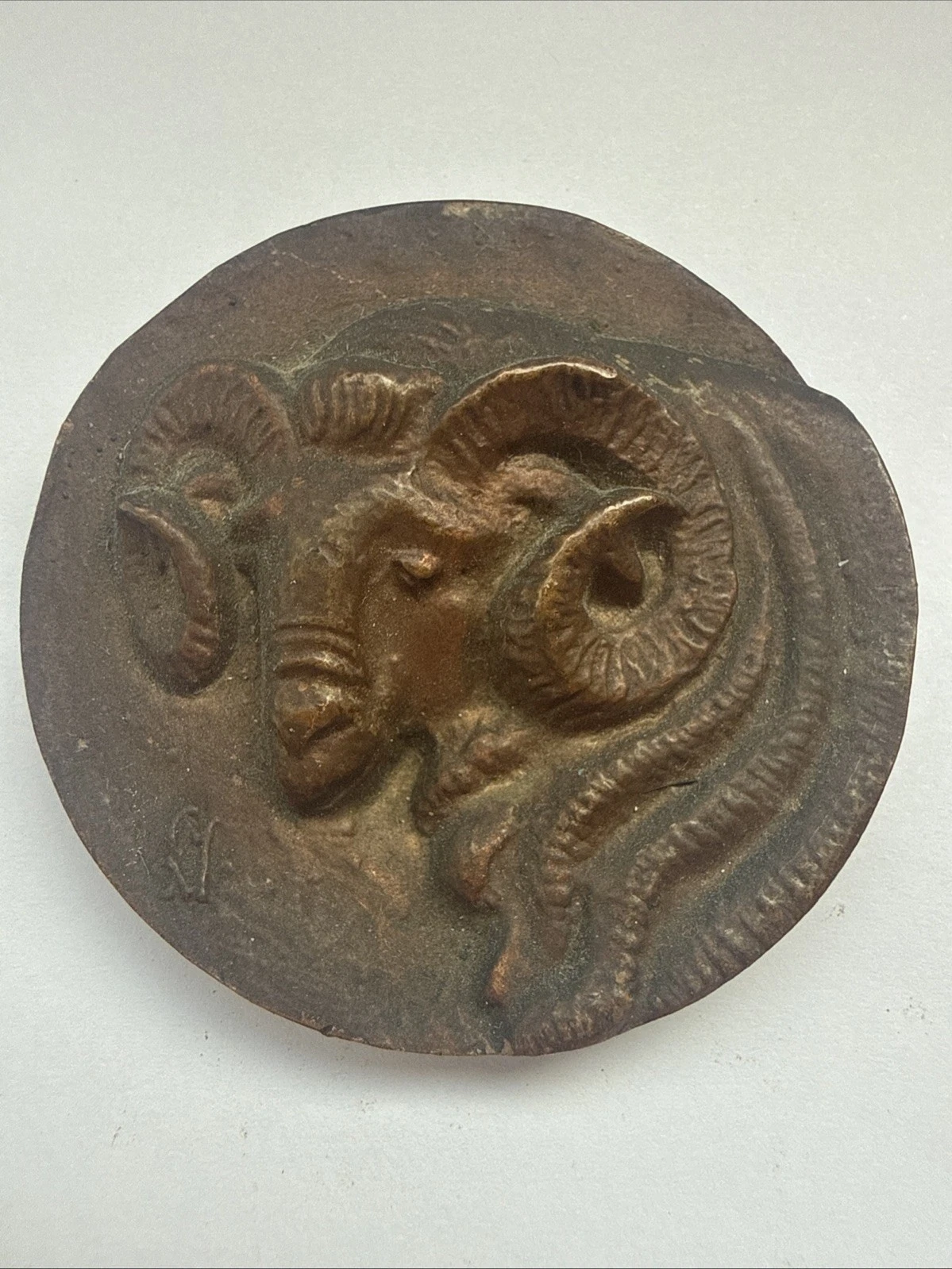 Médaille De Bélier En Cuivre ￼