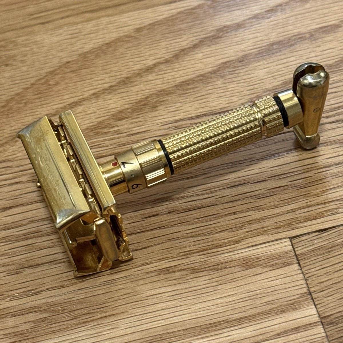 Vintage 1960 Gillette Toggle Adjustable Gold Safety Razor F4 With