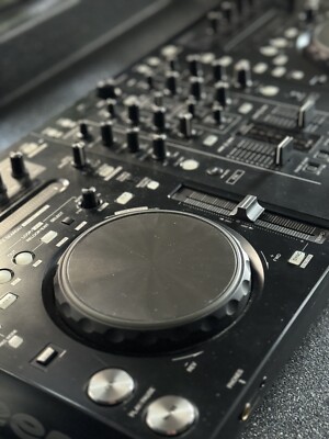 Pioneer DJ DDJ-S1 DJコントローラー パイオニア DDJ-S1 (archived) DJ controller for Serato DJ Pro (black