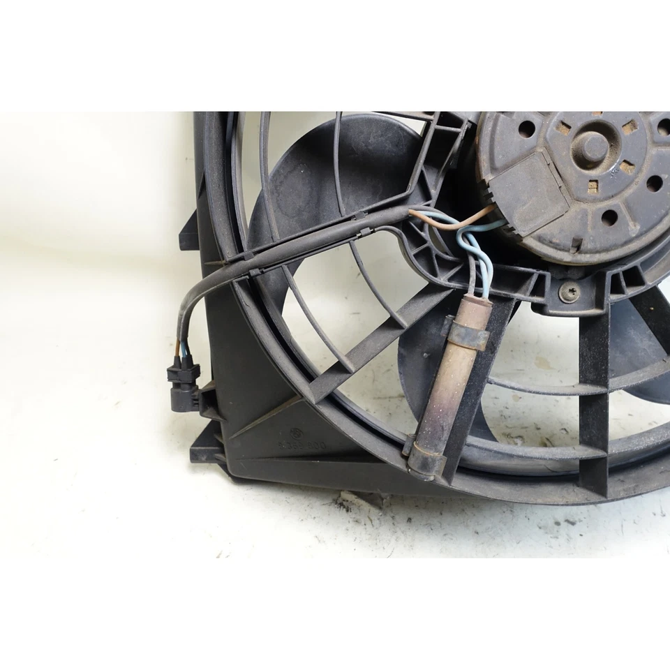 Extractor de ventilador de refrigeración de motor eléctrico BMW Z3 1.9 E36 M42 M44 dañado fabricante de equipos originales de alta velocidad Foto 2 de 4