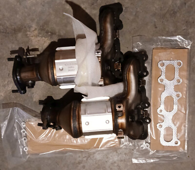 2 NEW SAROTIN N/JIE/D101036 N/JIE/D101037 CATALYTIC CONVERTERS NIB *MAKE OFFER*