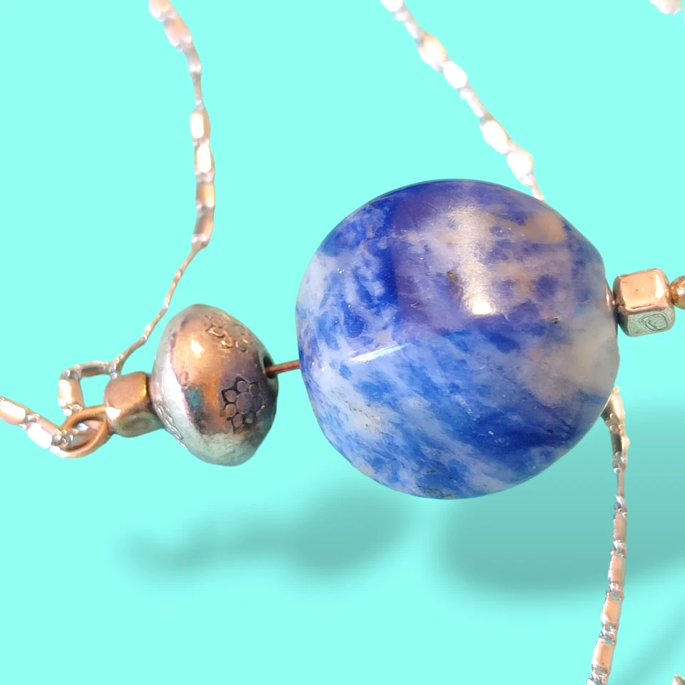 Collar de péndulo de sodalita de cadena larga con placa de rodio boho chic 30 pulgadas de extremo a extremo Foto 2 de 4