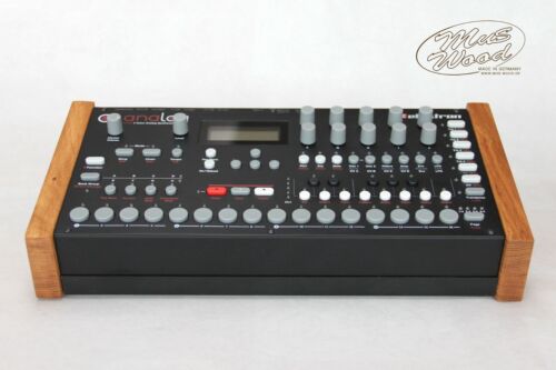 Ständer für Elektron Analog Four / Analog Rytm / Octatrack. Modell "Oak" - Bild 5 von 7