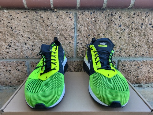 Nike Air Max Flyknit Racer Men's Size 9 Volt Black White Sequoia FD4610 700 - 第 4/14 張圖片