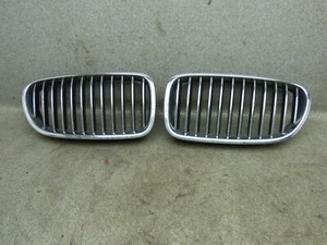 Kühlergrill 7200728 7200727 Frontgrill 305Tkm BMW F10 F11 530d 530 10.1541.103