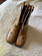 Ariat Women's Sunflower Embroidered Western Equestrian Boots US Size 9