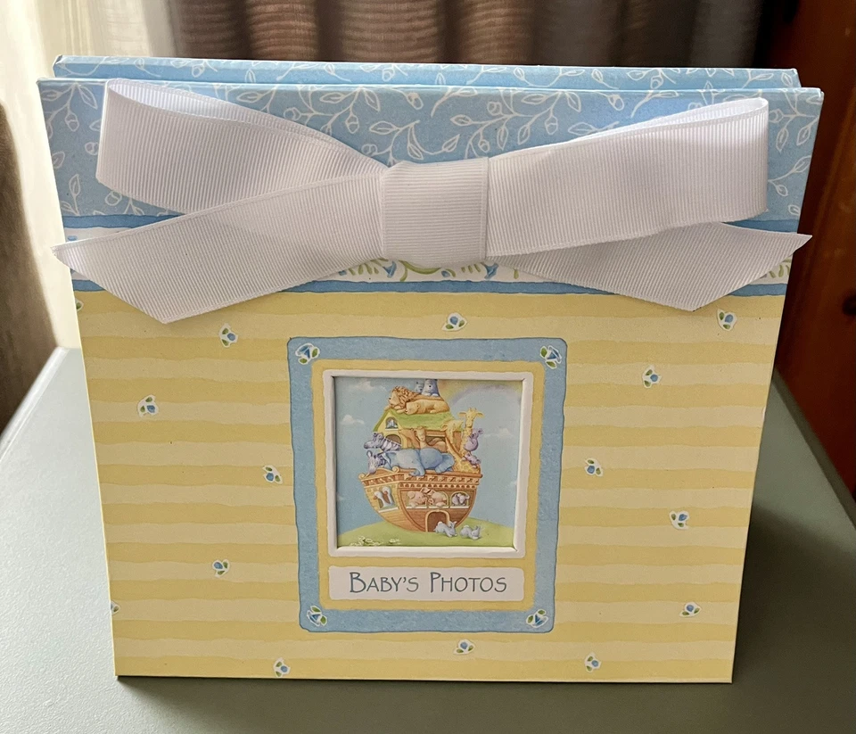 Nuevo en caja Libro de Lujo Baby Brag Arca de Noé Género Neutro C.R. Gibson 40 fotos Foto 4 de 4