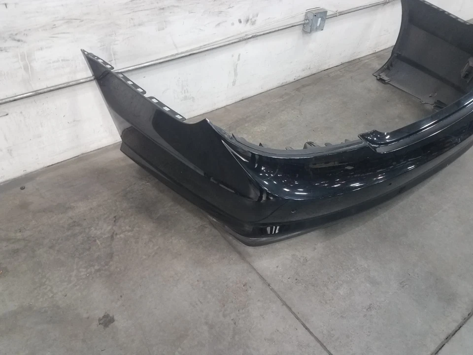 Para-choque traseiro Mercedes AMG CLS 63 2013 - * #1960 B8 - Imagem 4 de 4