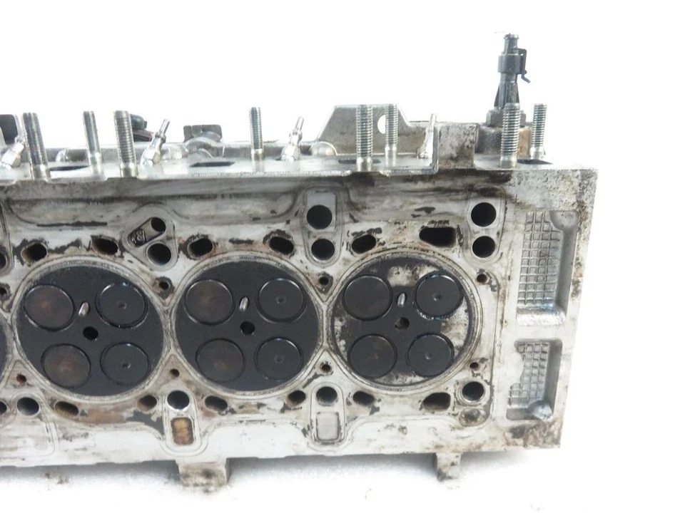 Opel Corsa D 2010 Otros 70kW Culata 55208388 CZM204930 - Imagen 3 de 4