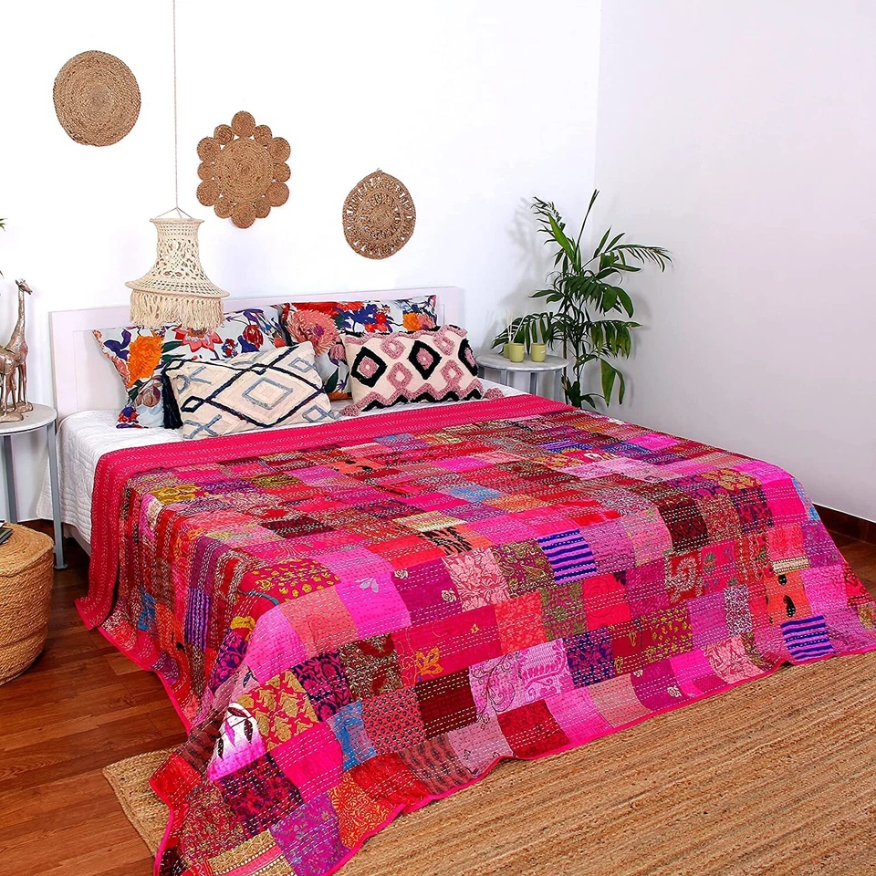 Colcha de retalhos vintage Kantha indiana feita à mão cobertor de seda boho jogar - Imagem 2 de 4