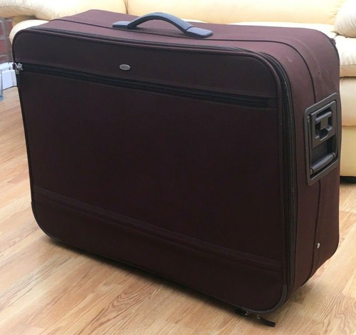 Bric's Very Large Brown Canvas Wheelie 