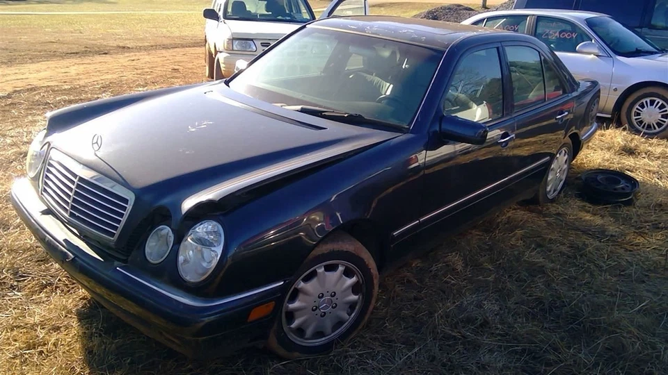 Галогеновая фара 210 тип E300D подходит для 96–99 Mercedes Benz E320 от оригинального производителя - Изображение 2 из 4