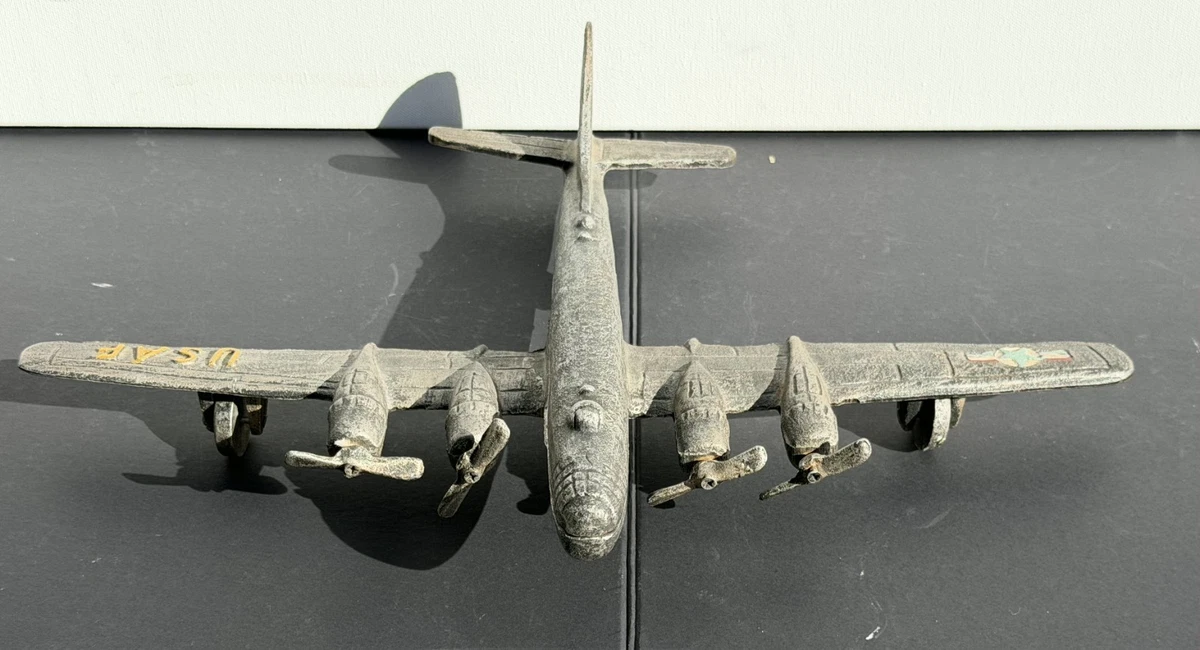 1940 Vehicle Year Vintage Manufacture Diecast Aircrafts