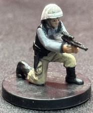 Star Wars Miniatures REBEL STORM - Rebel Trooper - 18/60 2004 EM14.36