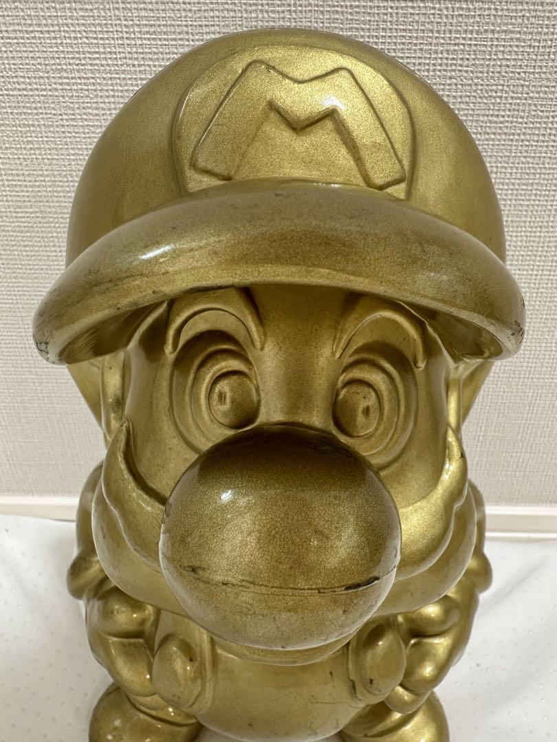 RARE Super Mario Gold Statue Nintendo entertainment Store display