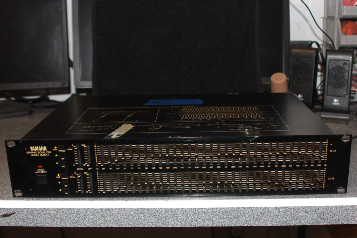 アンプ Yamaha GRAPHIC EQUALIZER MODEL Q2031A Yamaha Q2031A Graphic Equalizer 2 Channel 31 Band for sale