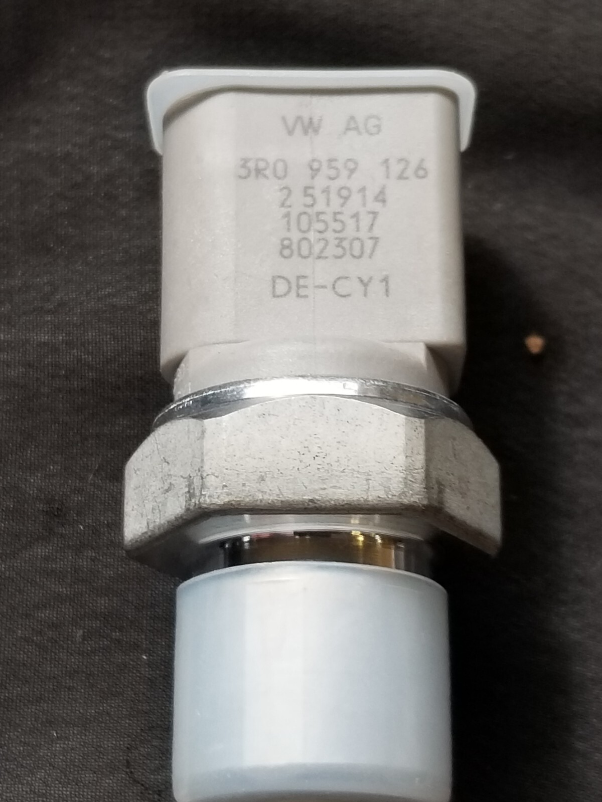 A/C Pressure Switch Sensor Part Number - 3R0959126 For Lamborghini