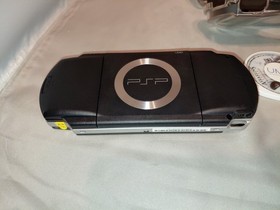 Sony PSP PSP-1001 PlayStation Portable - Black Clean W/ Assassins Creed And Case