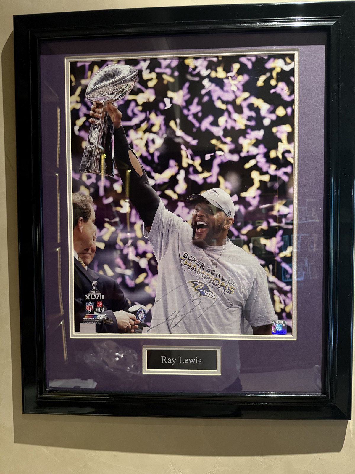 Ray Lewis Autographed Signed Baltimore Ravens 16x20 photo NFL Super Bowl 