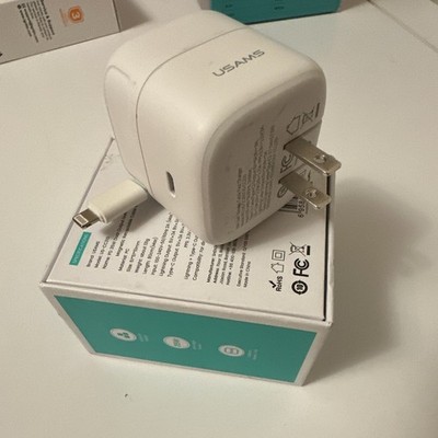 USAMS Fast Charge USB Wall Charger 1-Port w/ 3ft Fast Charge Cable, White