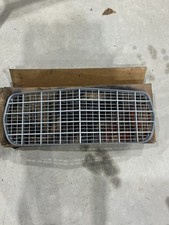 Nos 1972 Ford Gran Torino Ranchero Grille D2oz-8200-d Nos 1972 Ford Gran Torino Ranchero Grille D2oz-8200-d