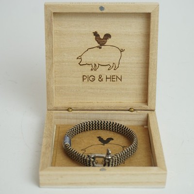 Pig & Hen Modernes Armband Crem/Gelb & Schwarz gestreift NEUWERTIG in Holz OVP