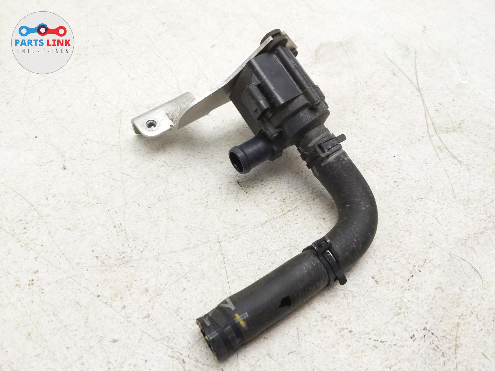 Bentley Bentayga 2016-2020 LEFT Auxiliary water pump