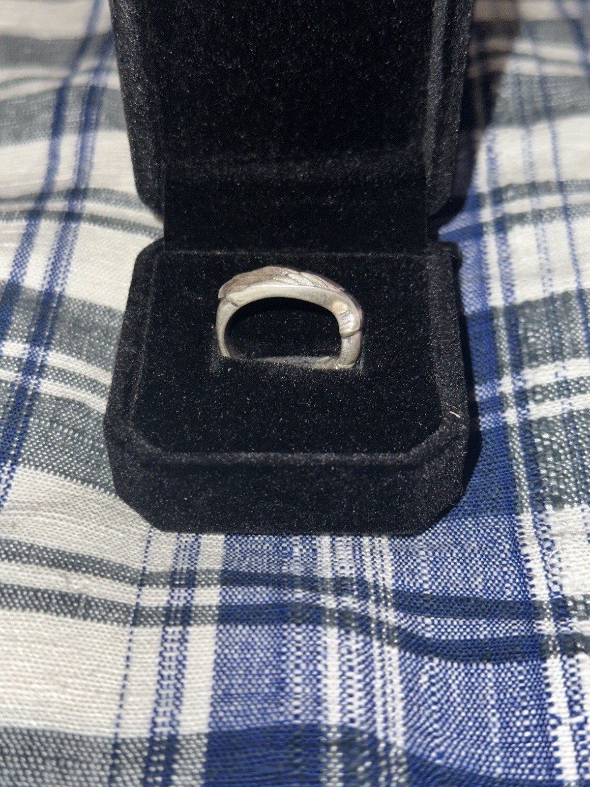 Silver Leaf Pattern Ring Textured Design No Stone - image 4