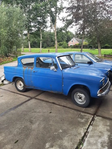 Ford Anglia 105e - Picture 1 of 24