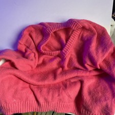 Wild Fable women  s fuchsia v-neck long sleeve cropped knit sweater size large