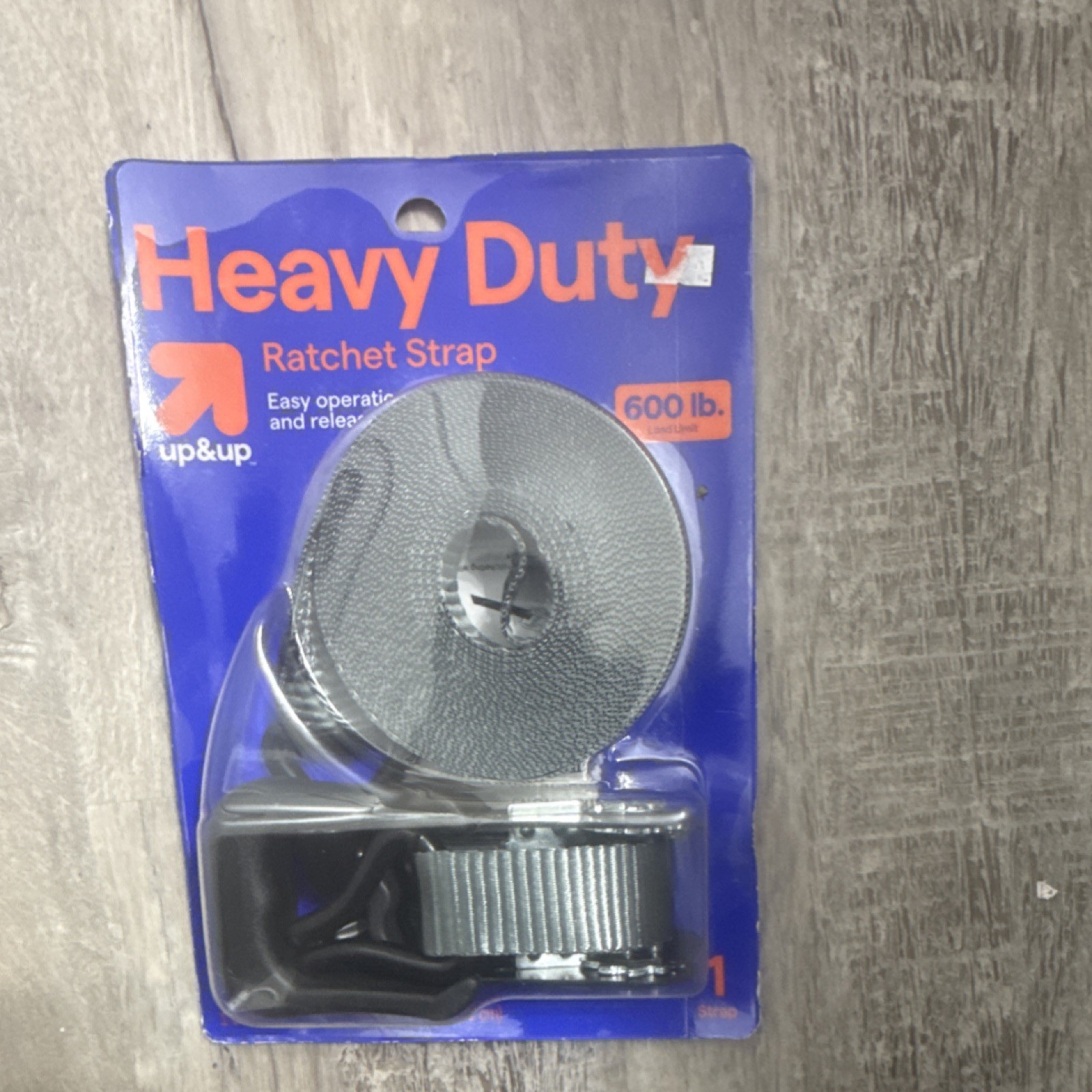 up & up Heavy Duty Ratchet Tie Down Strap Working Load Limit 600 lb Gray Color