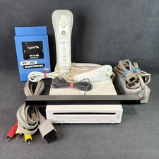 Nintendo Wii RVL-001 White Console w/ OEM Accessories - Tested