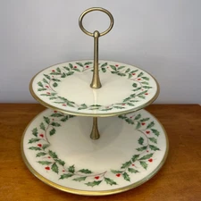 Lenox Holiday 2 Tier Tiered Terrace Server Tidbit Tray Holly Christmas Cookies