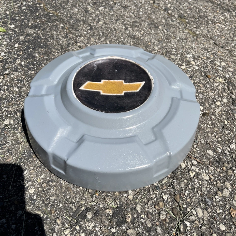 1967 1968 1969 1970 1971 1972 Chevrolet Blazer Pickup Truck Dog Dish Hubcap 10” - Image 2 of 3