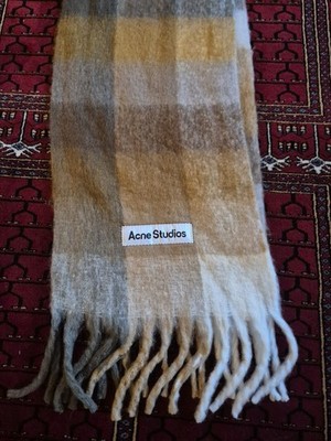 Acne Studios Damen Strickschal Loop Wolle Stockholm Style