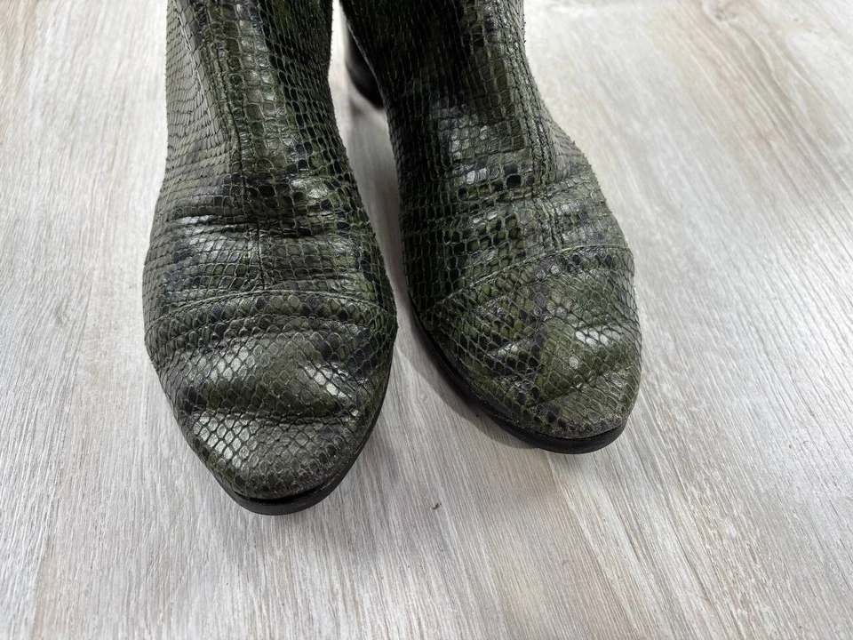 Botas femininas salto Isabel Marant tamanho 38 1/2 cor verde - Imagem 4 de 4