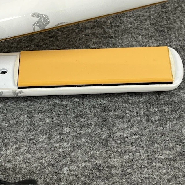 CHI 1 Inch Ceramic Hairstyling Iron Silver Camo - Image 4 of 4