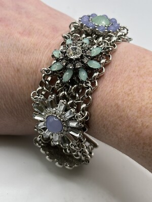 Chunky Rhinestone Flowers Chain mail Style Toggle Bracelet 7.5 Inches
