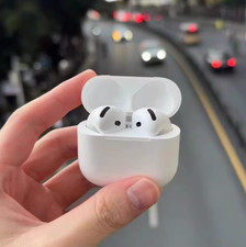 Apple 4th Generation Bluetooth Earbuds Earphone with MagSafe Charging Case