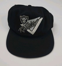 Oakland Raiders Collecting and Fan Guide 36