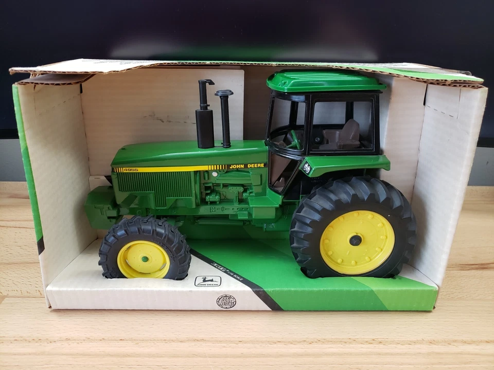 Ertl John Deere 4955 MFWD Tractor Diecast 1:16 - Image 2 of 4