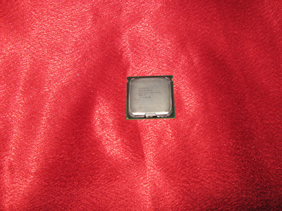 CPU Intel 5150 Sockel LGA 771 Dual Core XEON Prozessor 2,66 GHz