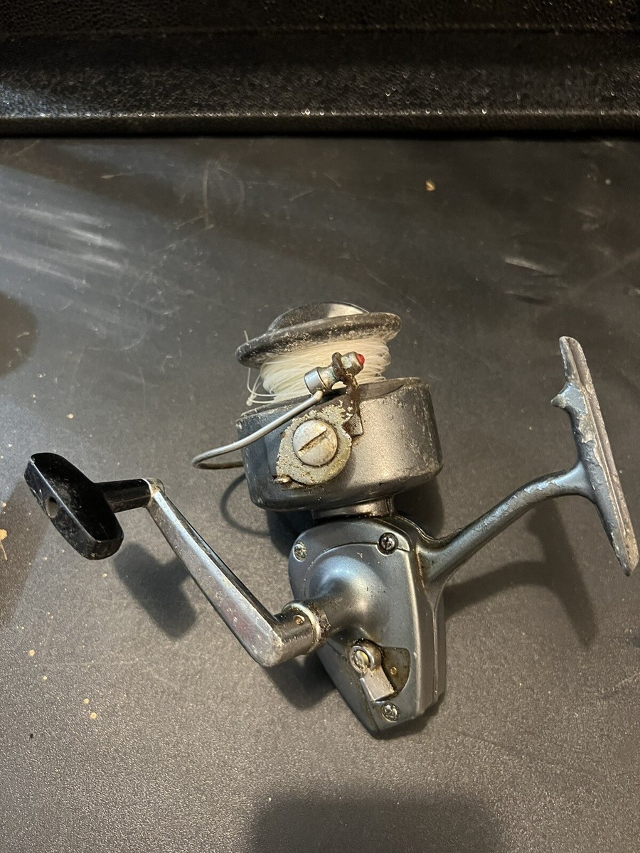 Vintage Daiwa 406A Spinning Fishing Reel Freshwater Or Saltwater