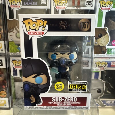 Funko Pop! Vinyl: Mortal Kombat - Sub-Zero (Glows in the Dark) -...