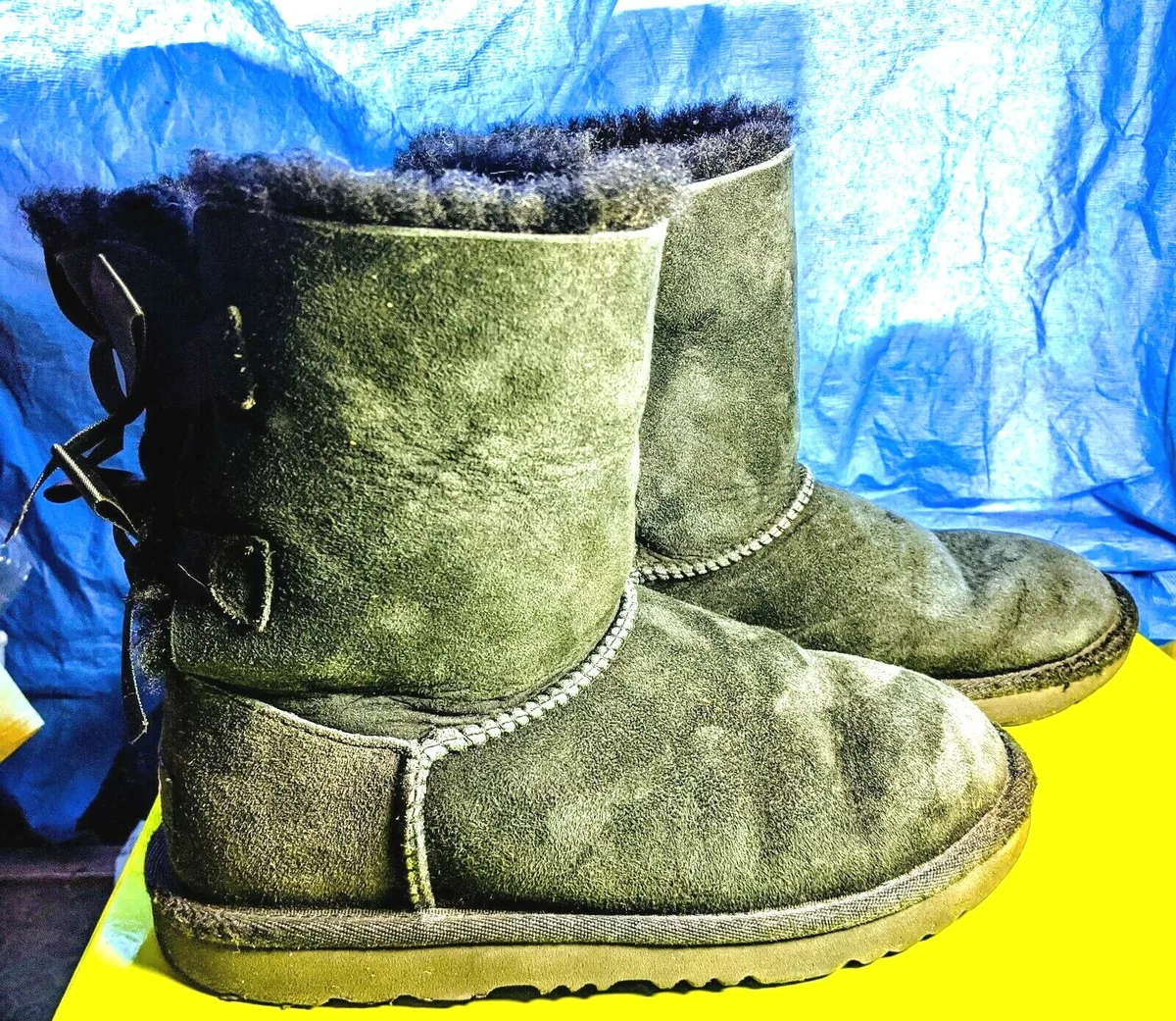 Uggs with bows store in the front