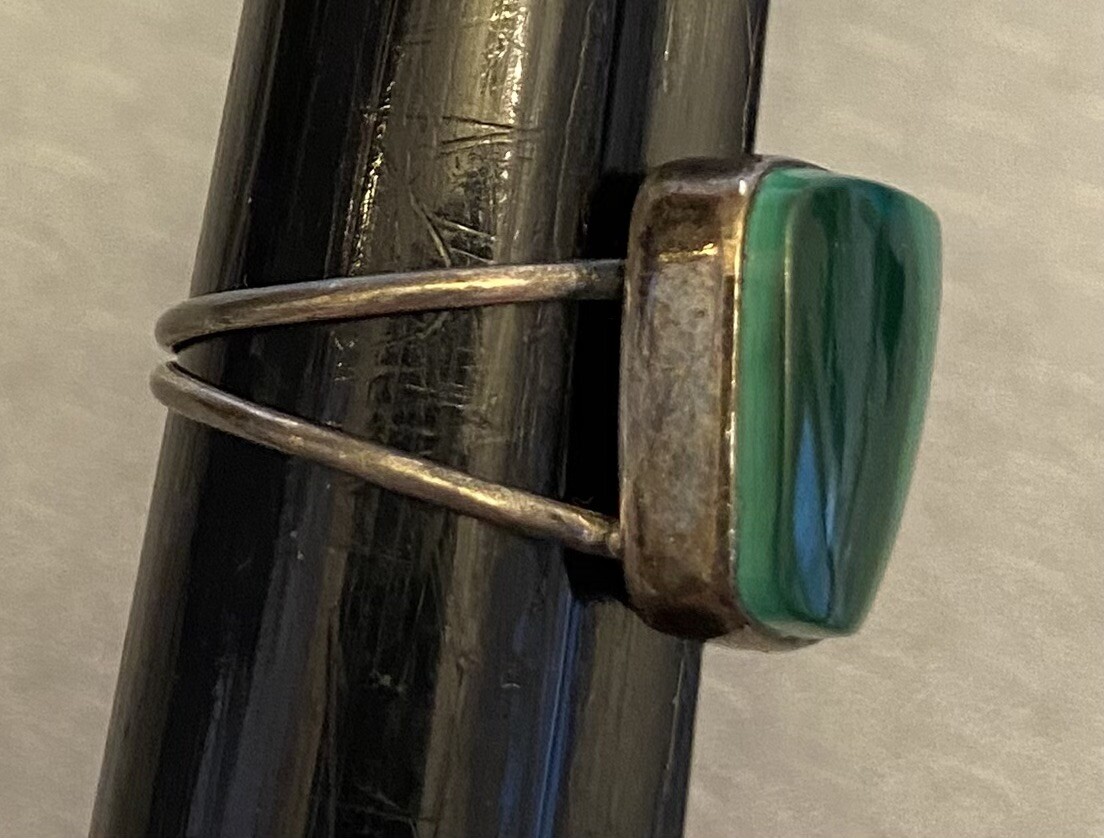Native American Silver Malachite Split Shank Ring… - image 10