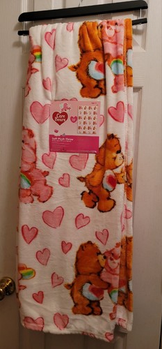 Care Bears Hearts & Valentines Plush Throw Blanket 50x70 Inches NEW 2024 - 第 1/4 張圖片