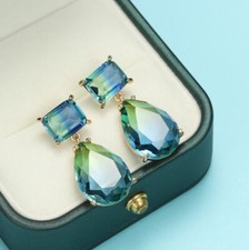 Aretes cuadrados de gancho de plata con piedras preciosas de tumalina bicolor azul lágrima