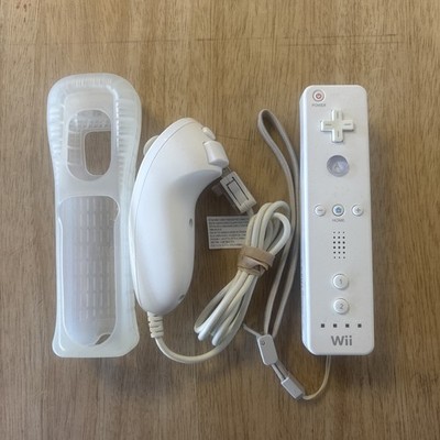 Nintendo Wii Mote Game Controller Nunchuk White Working See Description
