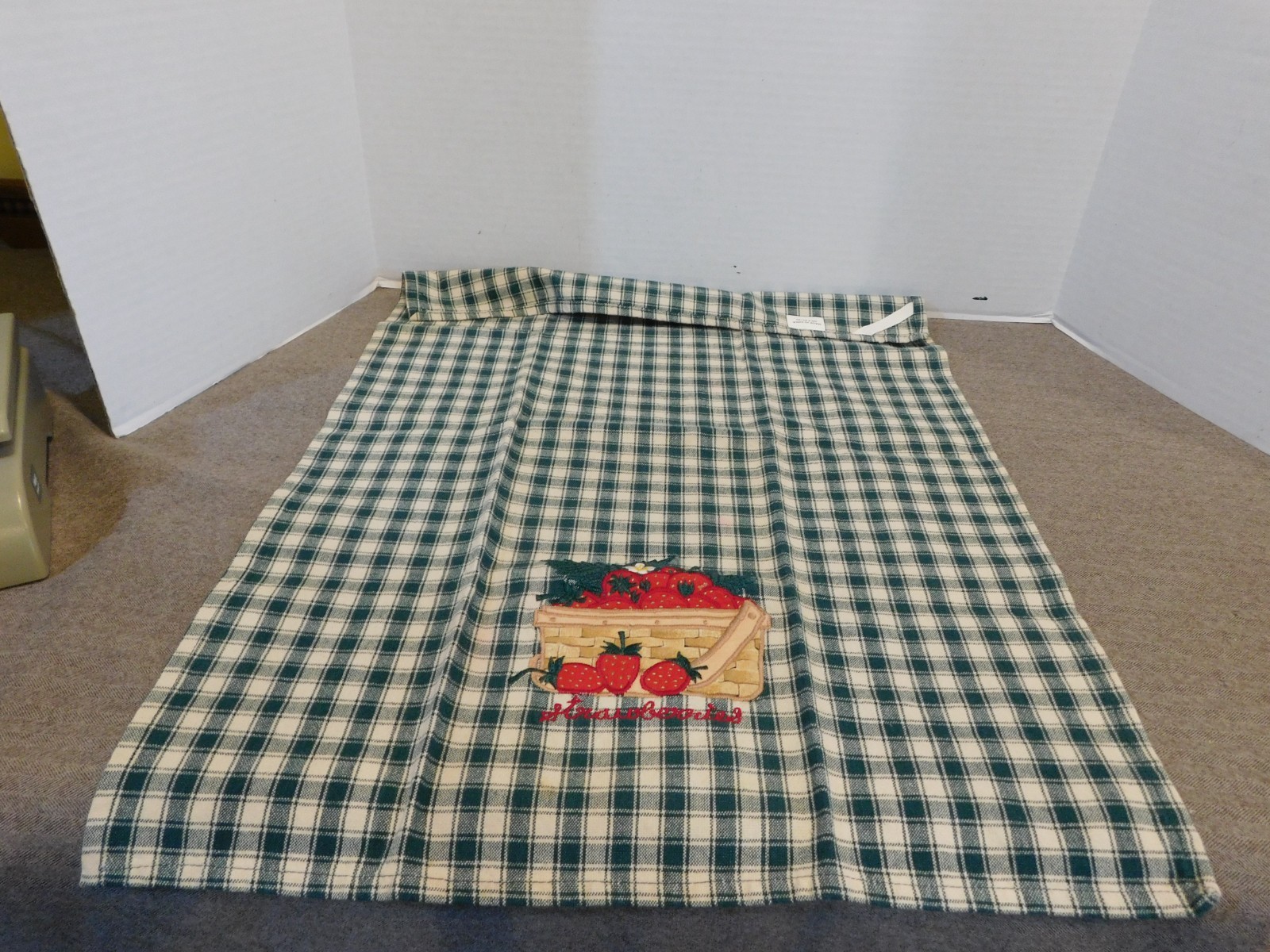 Green Check Dish Towel with Embroidered Strawberry Basket - Tagless  